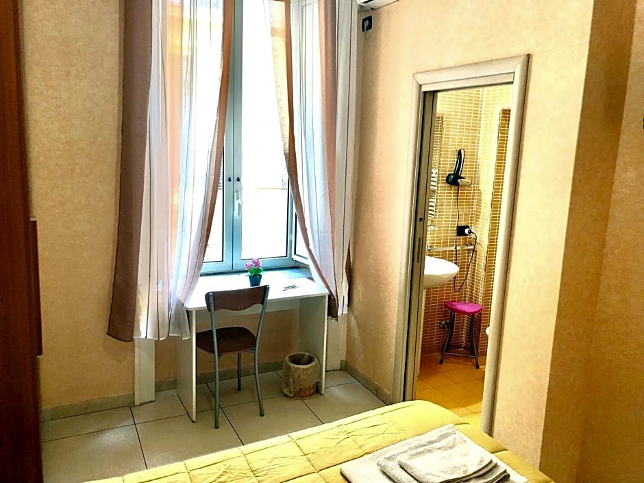 B&B Quattro Palazzi Napoli Centro