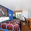 Super 8 by Wyndham Cleburne