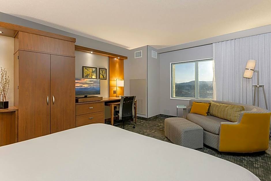 Courtyard by Marriott Asheville Airport