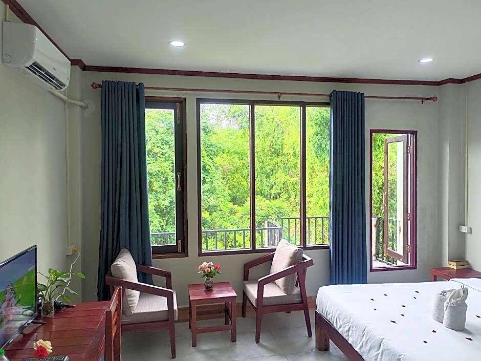 Vangvieng Dokchampa Resort