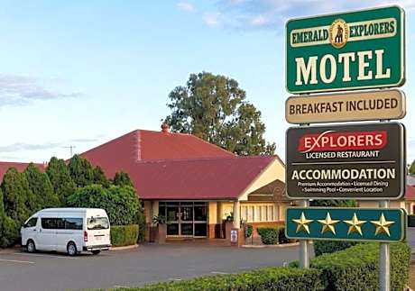 Emerald Explorers Inn