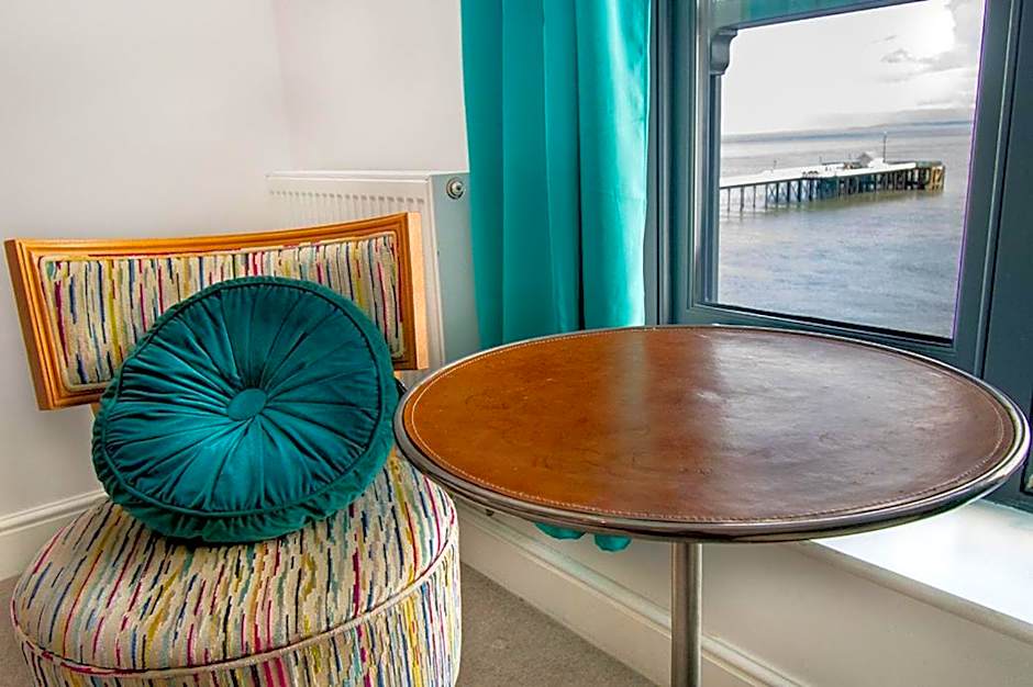 Beachcliff Rooms & Apartments