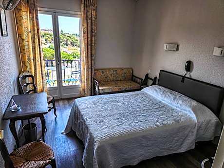 Superior Double or Twin Room with Sea View