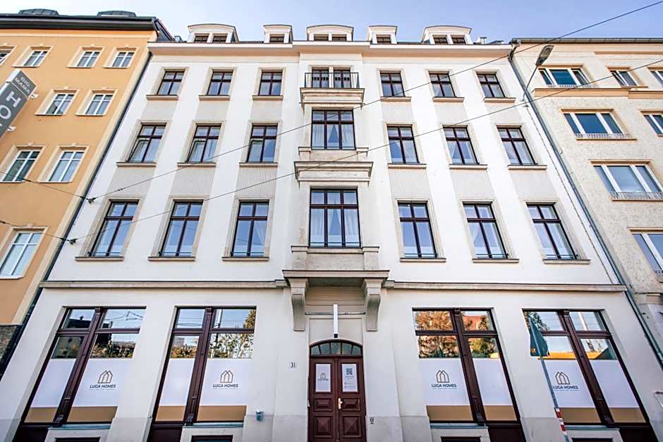 Luga Homes - Stadthaus