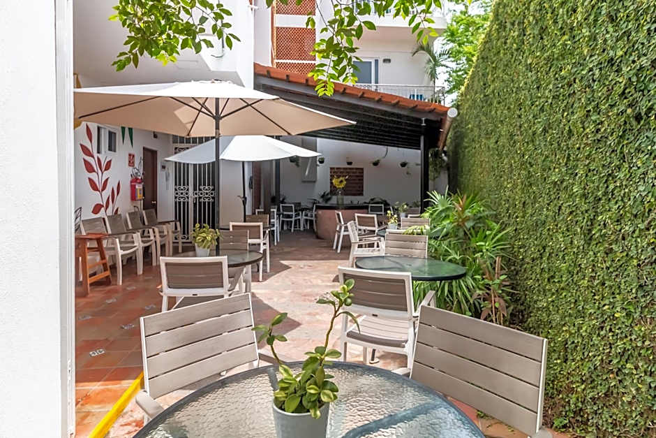 The Paramar Beachfront Boutique Hotel With Breakfast Included - Downtown Malecon