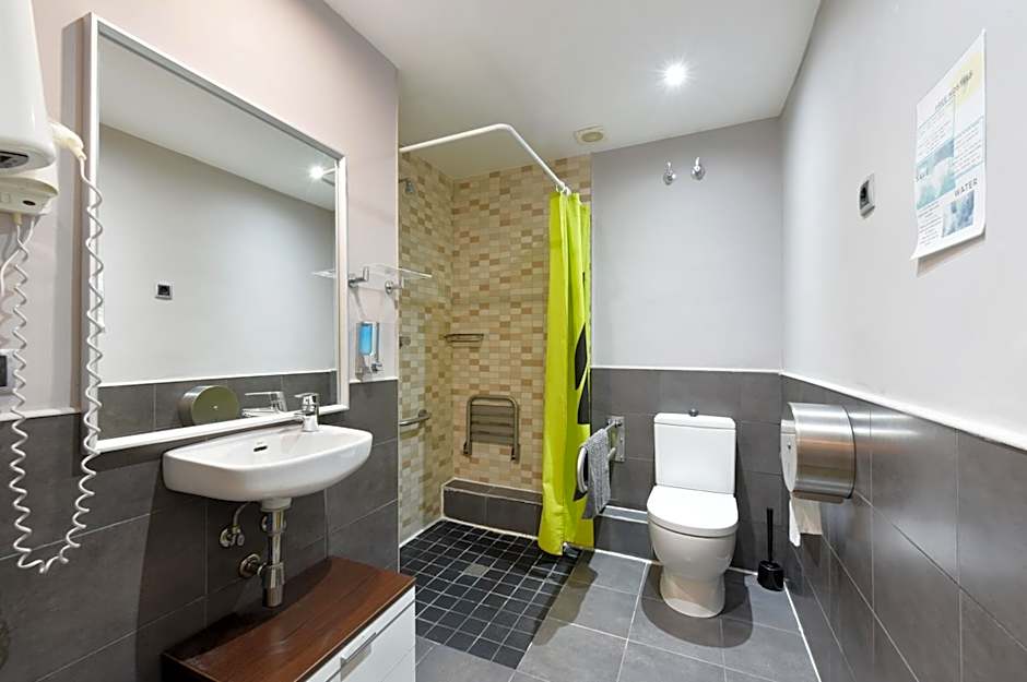 Free Hostels Barcelona