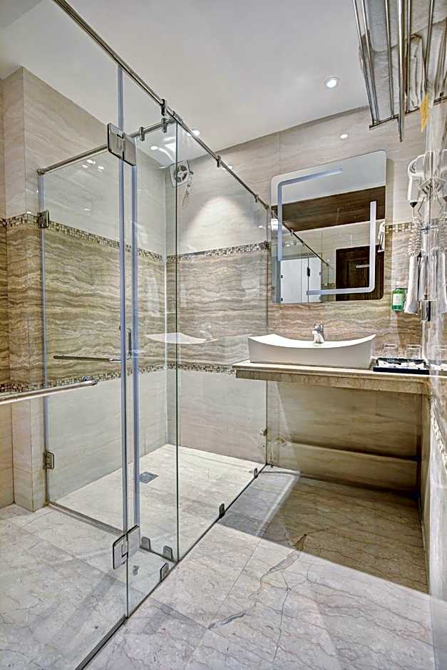 THE SINGH EMPIRE (CENTRAL DELHI)