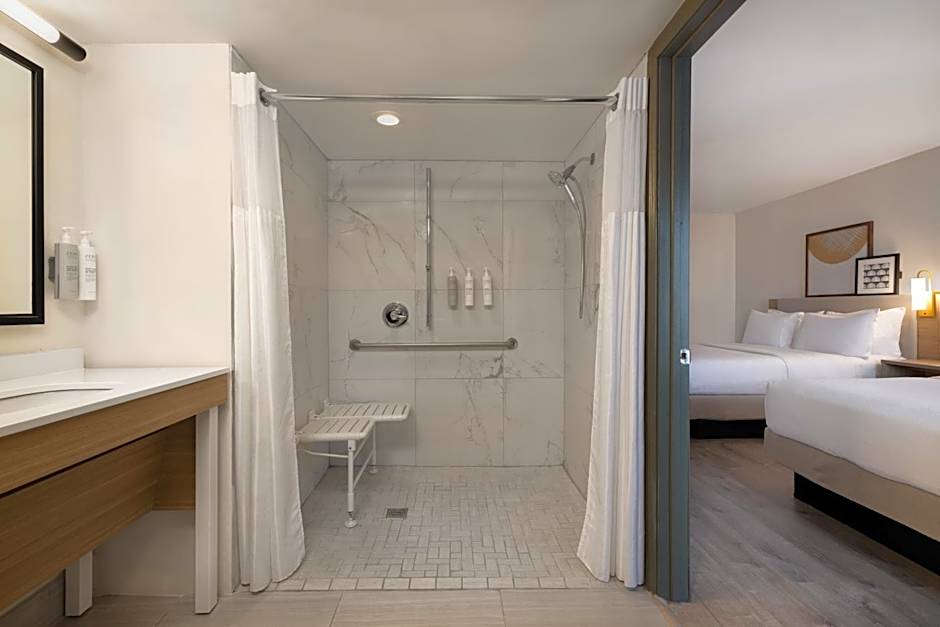 Spark by Hilton Rock Springs