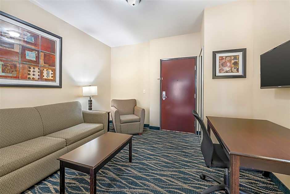 Best Western Plus Eastgate Inn & Suites