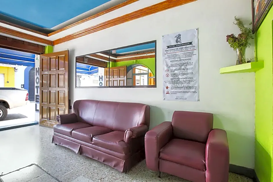 OYO Hotel Emperador
