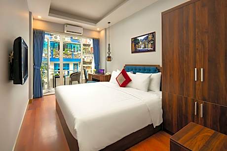 King Room with Balcony