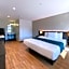 Studio 6 Suites Stockton, CA Waterfront