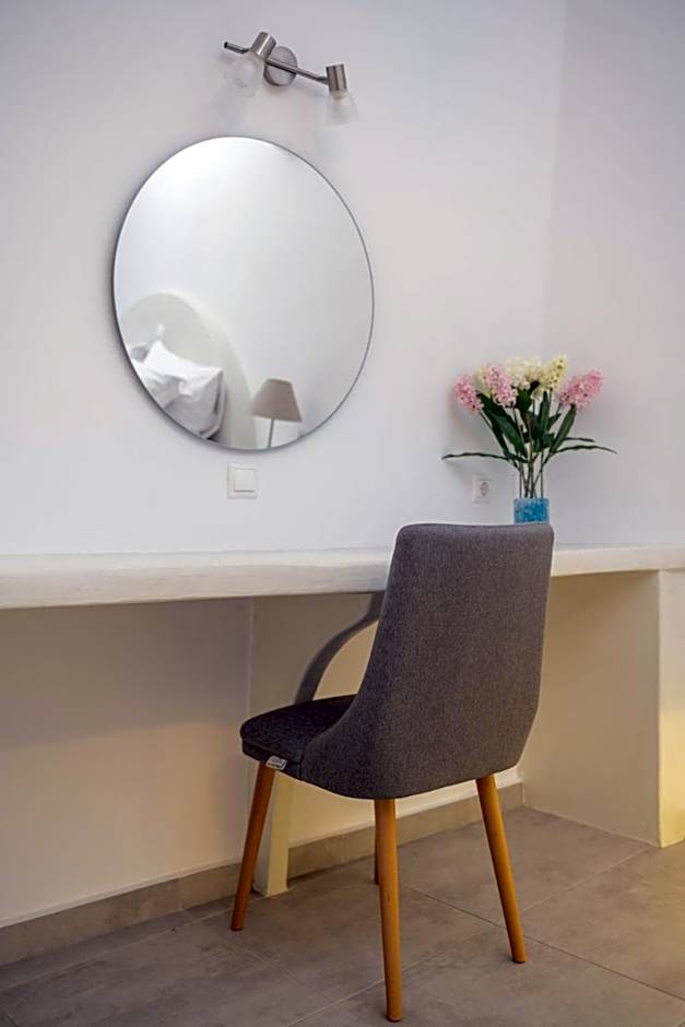 Sun Angelos Oia - Luxury Cave Suites