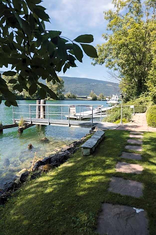 Apart-Hotel Pont-de-Thielle