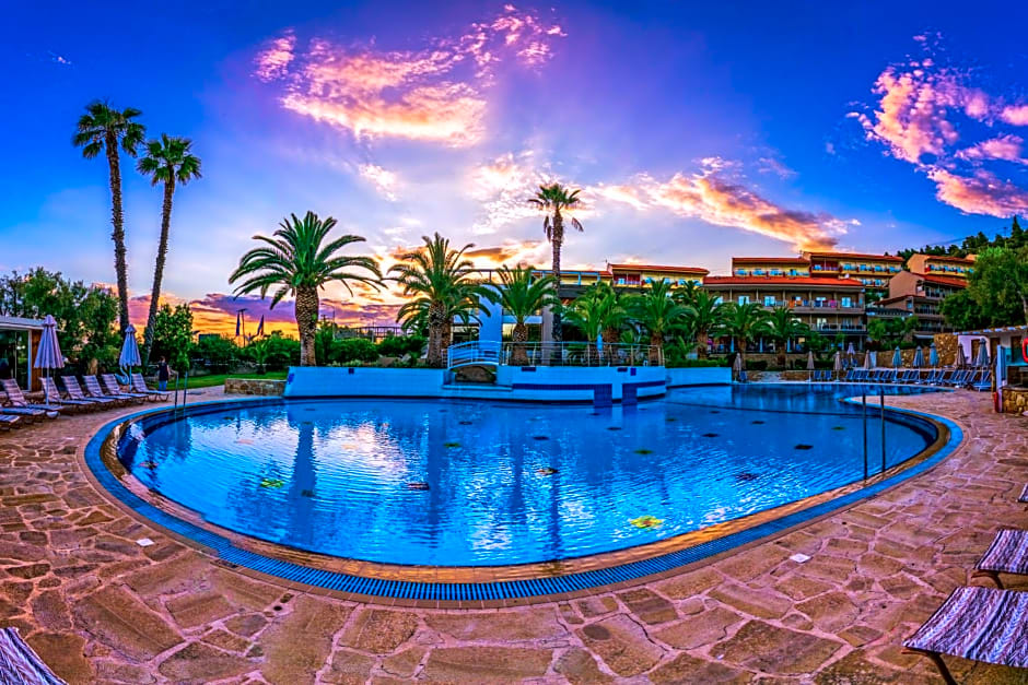 Lagomandra Hotel and Spa