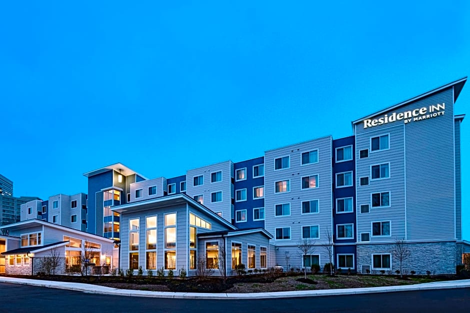 Residence Inn by Marriott New Brunswick Tower Center Blvd.