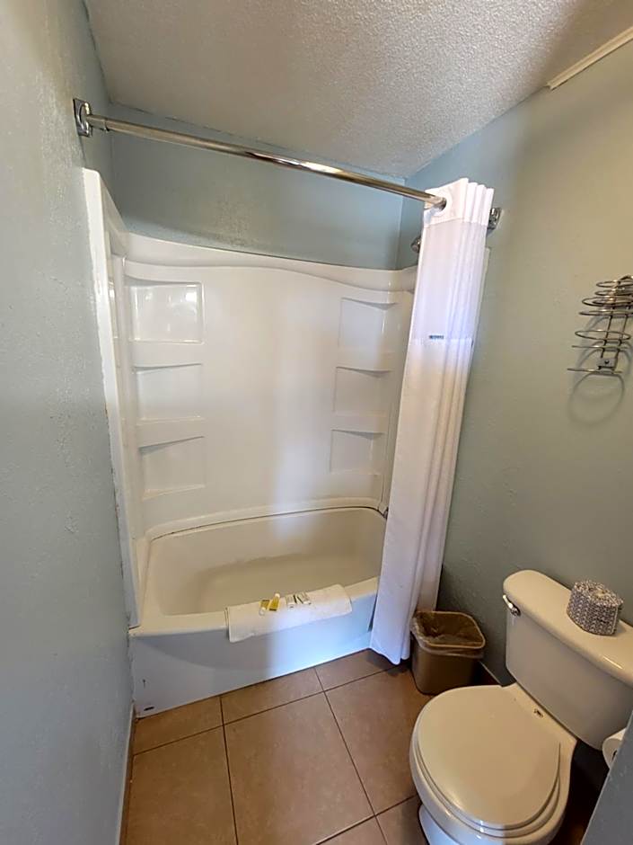 Travelodge by Wyndham Clovis
