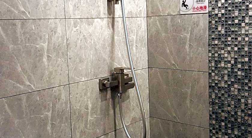 Whole Sunshine International Guesthouse