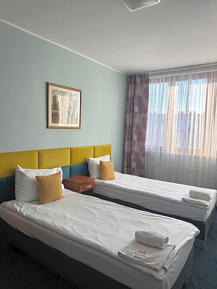 Carina Hotel