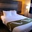 Quality Inn & Suites Leesburg Chain of Lakes