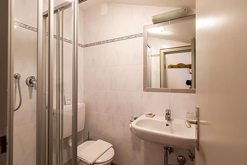 PALMENGARTEN Hotel Gstör