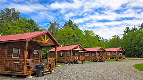 Abbot Trailside Lodging