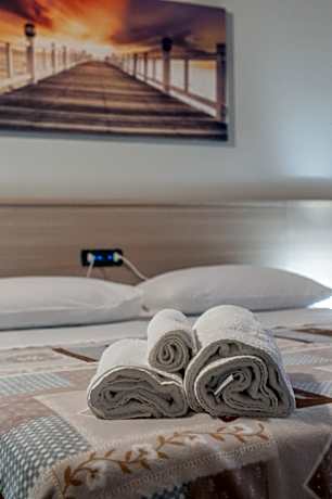 Double or Twin Room with Private External Bathroom