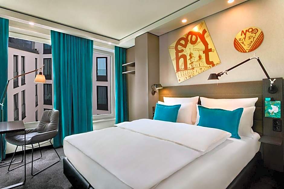 Motel One Warsaw-Chopin