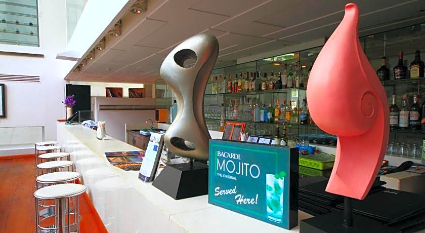 Le Fenix Sukhumvit (SHA Extra Plus)