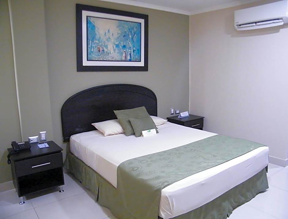 Hotel Ramada