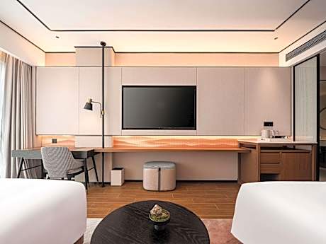 Twin Guest Room with Mountain View