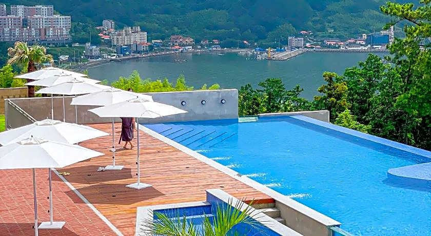 HOTEL SANGSANG & Private Sang Sang Pool Villa