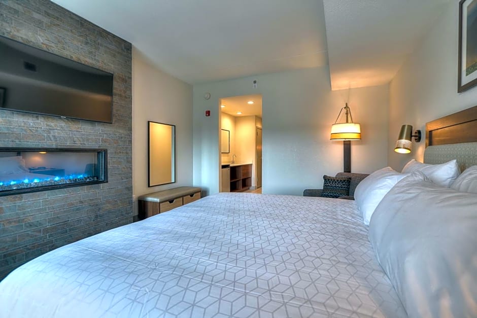 Holiday Inn & Suites Pigeon Forge Convention Center By IHG