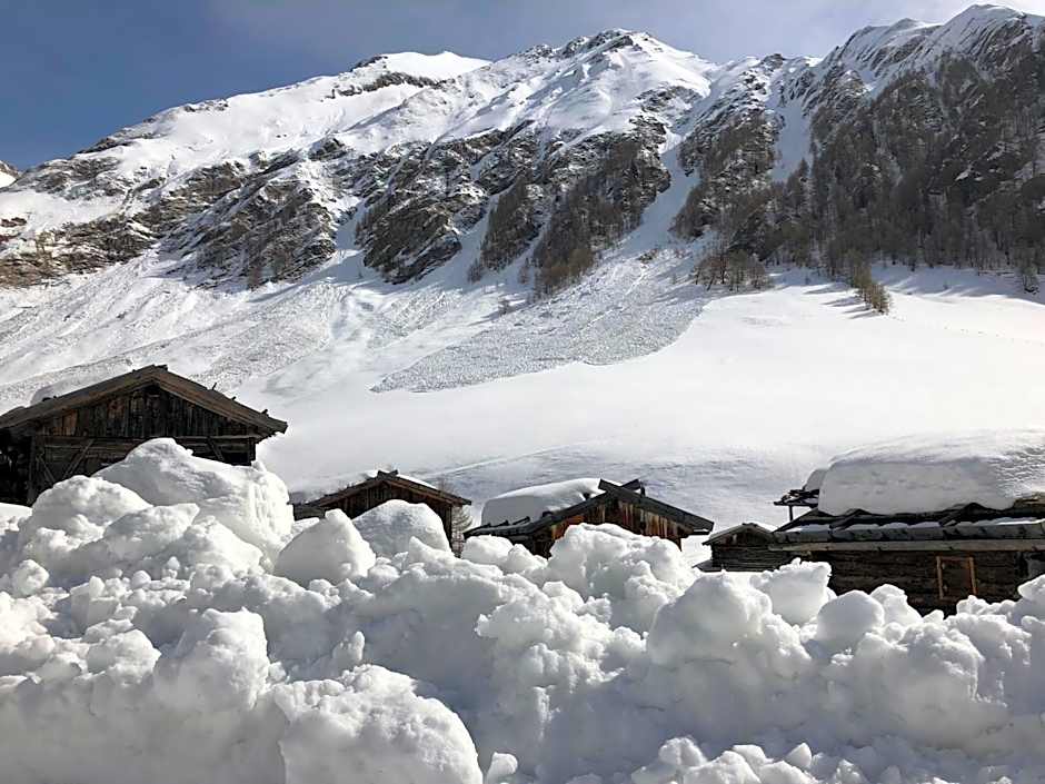 B&B Hotel Alpenrose Rooms & Apartments