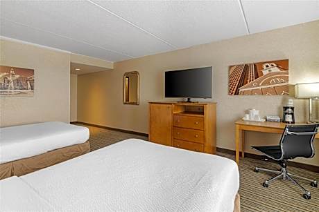 Deluxe Double Room with Two Double Beds - Non-Smoking