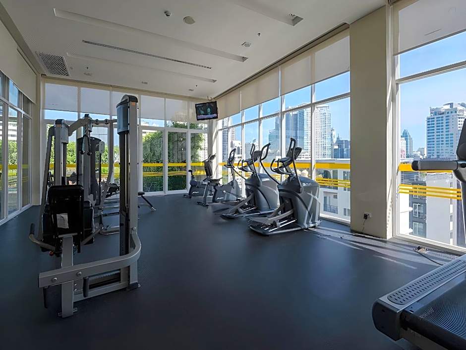 Lohas Residences Sukhumvit (SHA Plus)