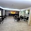 Copley Inn & Suites By OYO Akron OH
