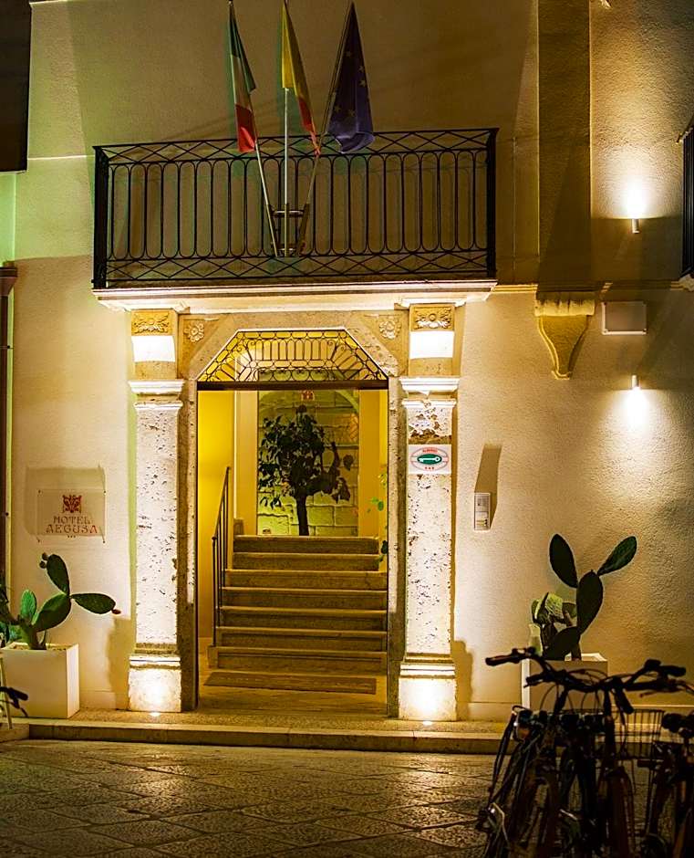 Aegusa Hotel