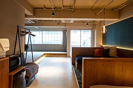 2nd-Floor Kitchen Suite for Groups – No Sauna