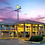 Days Inn by Wyndham Richmond