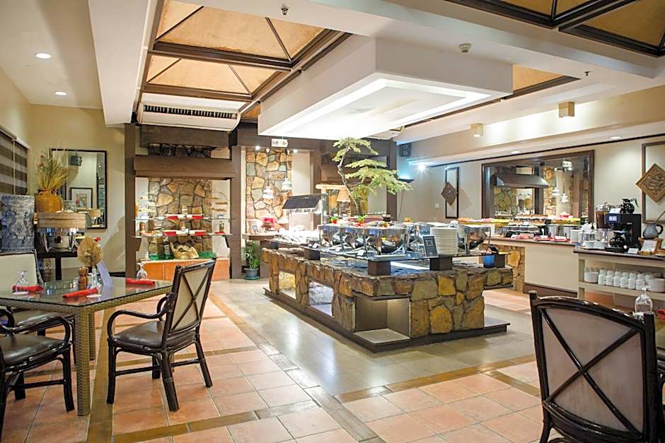 Waterfront Insular Hotel Davao