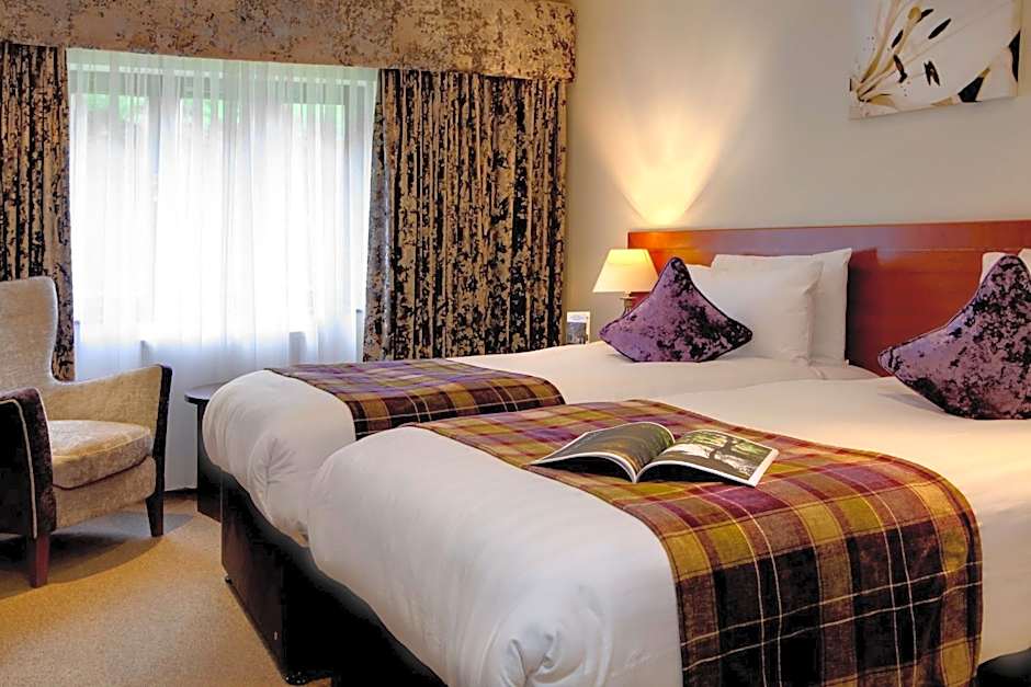 Best Western Plus Grim'S Dyke Hotel