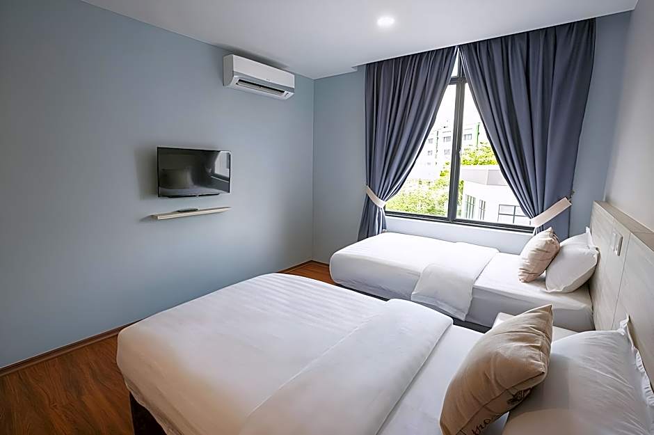 V3 Hotel & Residence Seri Alam