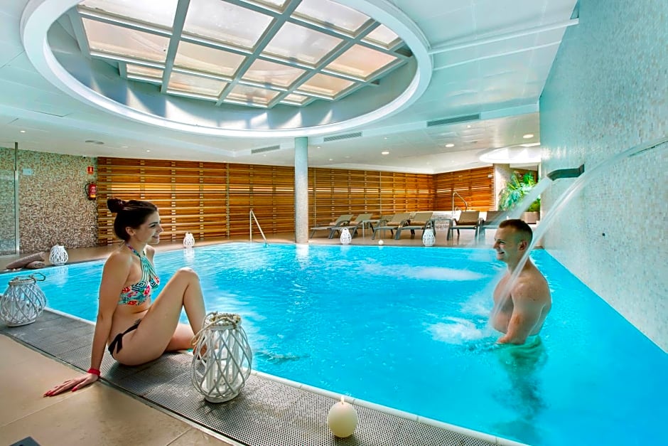 Sumus Hotel Stella & Spa 4*Superior