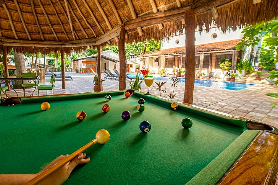 Mayaland Hotel & Bungalows