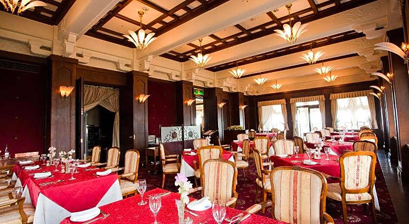 Gamagori Classic Hotel