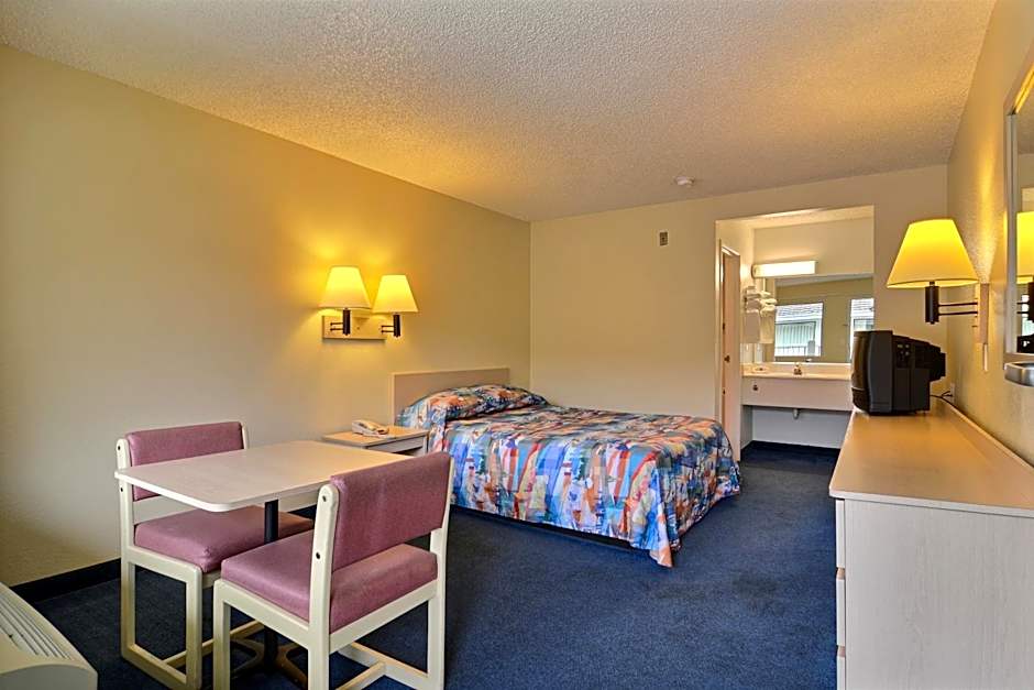 Motel 6-Seattle, WA - South