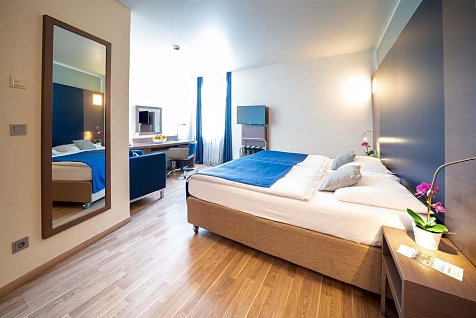 Hotel Orangerie