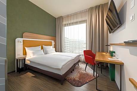 Comfort Twin Room