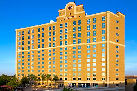 DoubleTree By Hilton Modesto